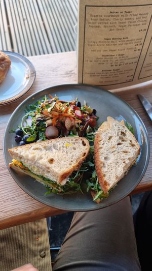 Side salad was really appreciated and delicious, as was everything else at Meadow Road Coffee in Glasgow