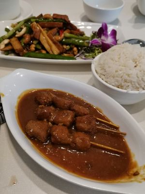  at Sino Vegetarian Restaurant 大中華素食 in Kowloon