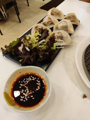 Spicy and sour dumplings at Sino Vegetarian Restaurant 大中華素食 in Kowloon