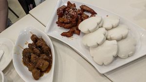  at Sino Vegetarian Restaurant 大中華素食 in Kowloon