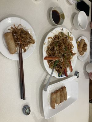   at Sino Vegetarian Restaurant 大中華素食 in Kowloon