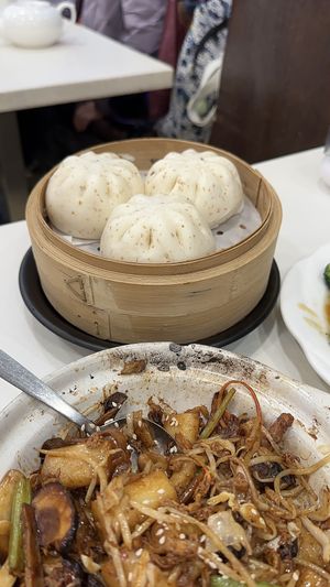   at Sino Vegetarian Restaurant 大中華素食 in Kowloon