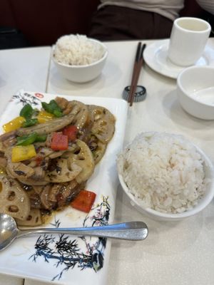   at Sino Vegetarian Restaurant 大中華素食 in Kowloon