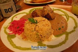 Mushroom croquets with balsamic gravy and couscous at Juicy Jones - Cardenal in Barcelona
