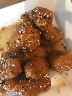 Agave Garlic Cauli wings at Bravocados in Tofino