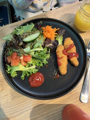 Kids chik’en strips  at Bravocados in Tofino