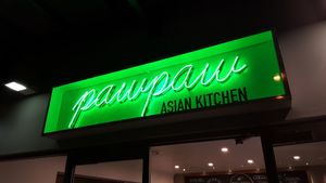 Outside at Pawpaw Cafe in Woolloongabba