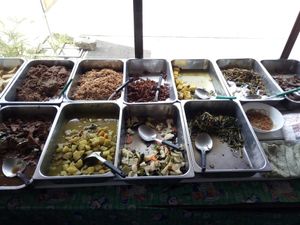 Buffet with toppings at Pajai Vegetarian in Satun