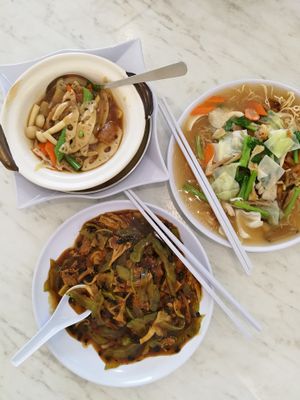 lunch at V Kitchen Restaurant in Petaling Jaya