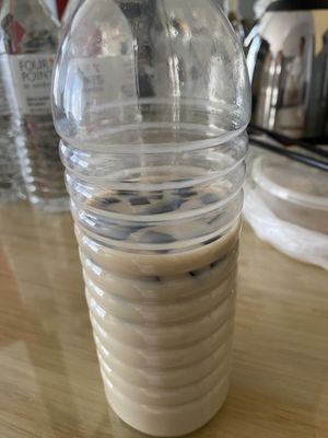 Even having to strain the grass jelly out, it was so so good.    at Kim Soya Bean in Kuala Lumpur