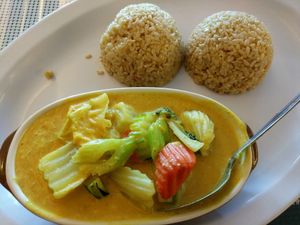 yellow curry  at Bhan Baitong in Lake Forest