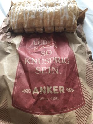 Himbeer pastry at Anker - Stephansplatz in Vienna