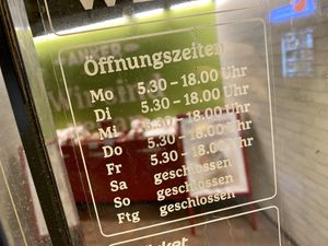 opening hours at Anker - Stephansplatz in Vienna