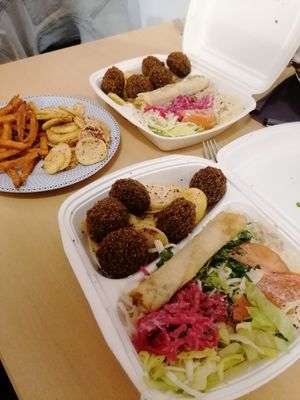 Take away lunch at Abi Falafel in Ljubljana