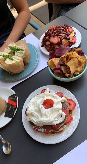 Yummy  at Raffi's Bagels - Estefania in Lisbon