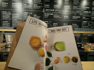 menu at Eight - The Health Lounge in Lisbon