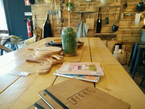 inside at Eight - The Health Lounge in Lisbon