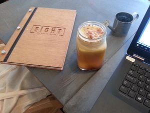 Apple cinnamon juice at Eight - The Health Lounge in Lisbon