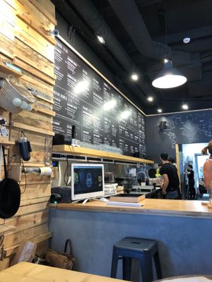 Counter at Eight - The Health Lounge in Lisbon