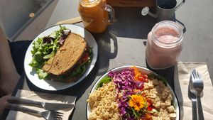 asian salad, Smoothie, Panini tundra at Eight - The Health Lounge in Lisbon