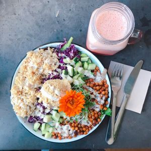 Crispy Chickpea Croutons salad at Eight - The Health Lounge in Lisbon
