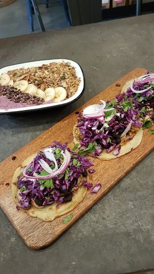Mix of 3 tacos & smoothie bowl at Eight - The Health Lounge in Lisbon