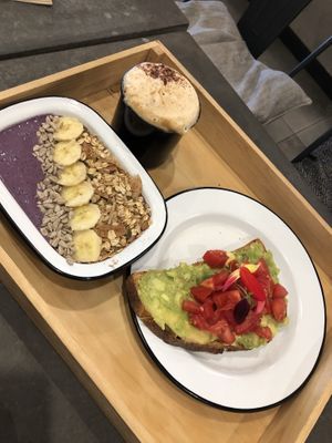 Breakfast at Eight - The Health Lounge in Lisbon