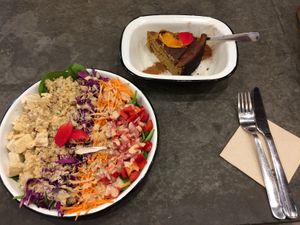 Asian salad at Eight - The Health Lounge in Lisbon