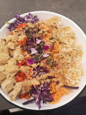 Bowl at Eight - The Health Lounge in Lisbon