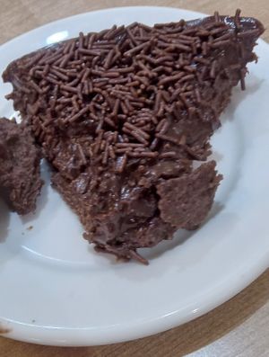 Bolo de brigadeiro vegano at Prato Verde in Porto Alegre