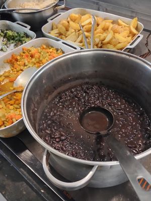 Well well feijao preto ala vegan... at Prato Verde in Porto Alegre