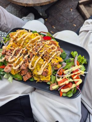 Vegan broodje pulled chicken at Gaudi's in Amersfoort