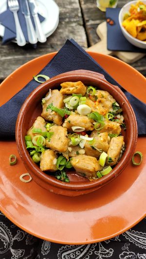 Pollo al ajillo (very tasty!) at Gaudi's in Amersfoort