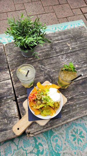 Mojito, virgin mojito and nachos - all very good! at Gaudi's in Amersfoort