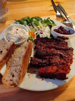 BBQ Vegan RIBS at Střecha in Prague