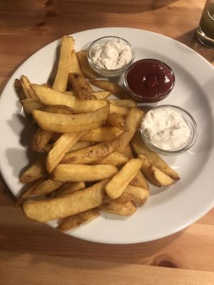 Fries because I was still hungry  at Střecha in Prague