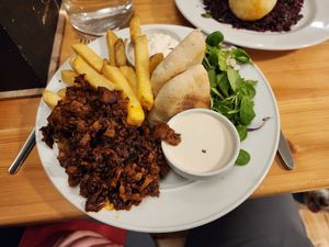 Kebab plate at Střecha in Prague