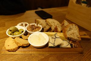 Snack: Vegan cheese board #Veganuary at Střecha in Prague