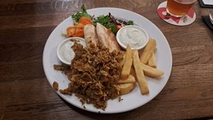 Kebab plate at Střecha in Prague