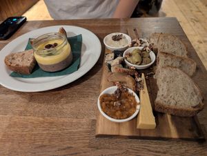 cheese plate and plate at Střecha in Prague