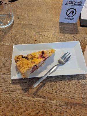 Strawberry cake at Střecha in Prague