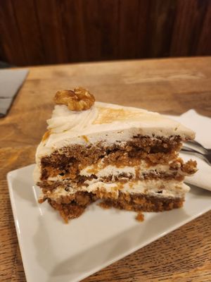 Carrot Cake at Střecha in Prague