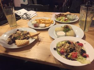 Salat, beetroot carpaccio, vareniki, fries, gyros plate  at Střecha in Prague