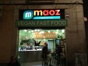 The super friendly Argentinian guy from Maoz! at Maoz in Barcelona