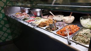 Toppings at Maoz in Barcelona