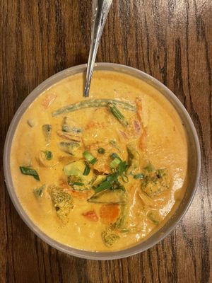 Coconut curry at Dagon in Honolulu