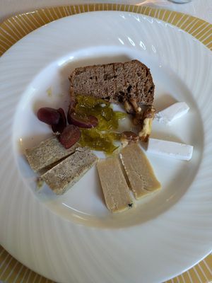 Formaggi vegetali at Trattoria All' Angelo di Canaglia Mauro in Piovene Rocchette