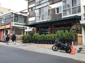 exterior of location at Morococo Cafe - 모로코코 카페 in Seoul