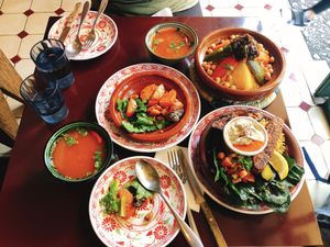 I never get tired of Morocco’s luncheon. 모로코코의 점심만찬은 질리지 않습니다~ 행복해요!😄 at Morococo Cafe - 모로코코 카페 in Seoul