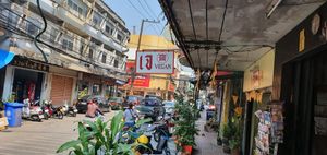 The sign outside- are there this morning,  very nice,  appears to be 100% vegan at Somjit in Chanthaburi